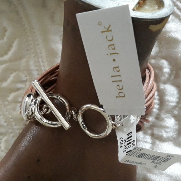 multi strand bracelet - Picture 2 of 2